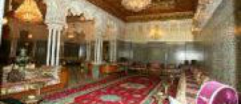 Palace For Sale In Madinat As Sultan Qaboos - Muscat - Muscat