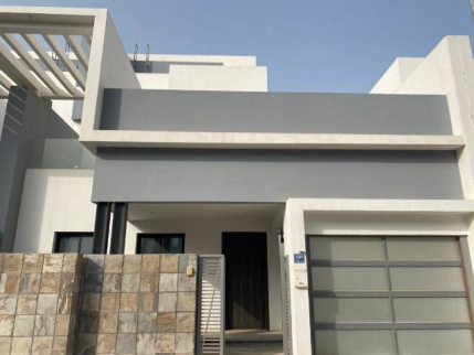 Villa For Rent In Sar - Northern