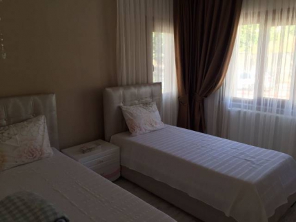 Villa For Rent In Buyukgekmege - Istanbul