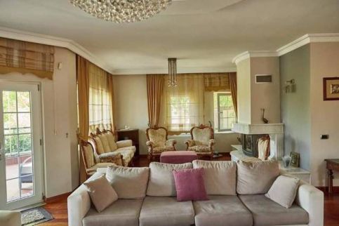 Villa For Rent In Buyukgekmege - Istanbul