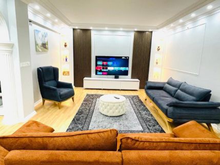 Villa For Rent In Beylikduzu - Istanbul
