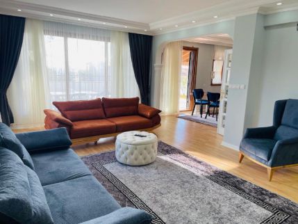 Villa For Rent In Beylikduzu - Istanbul