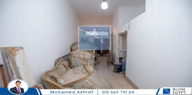 محل تجاري للإيجار فى زيزينيا - قسم الرمل - الإسكندرية