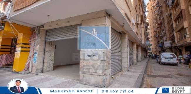 محل تجاري للإيجار فى زيزينيا - قسم الرمل - الإسكندرية