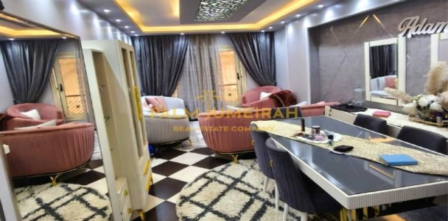 شقة للبيع فى محرم بك - قسم محرم بك - الإسكندرية