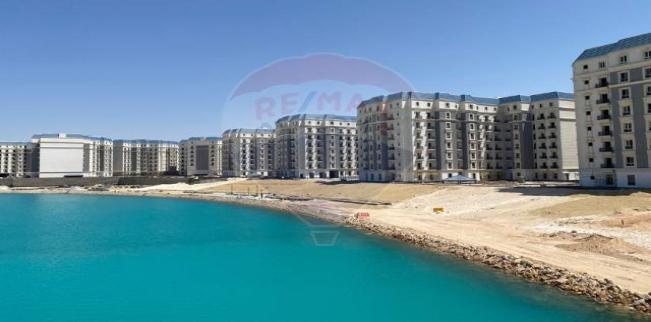 شقة للبيع فى مركز العلمين - مطروح