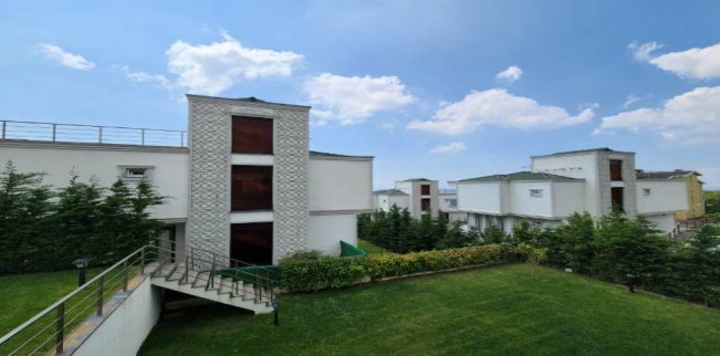 Villa For Rent In Buyukgekmege - Istanbul