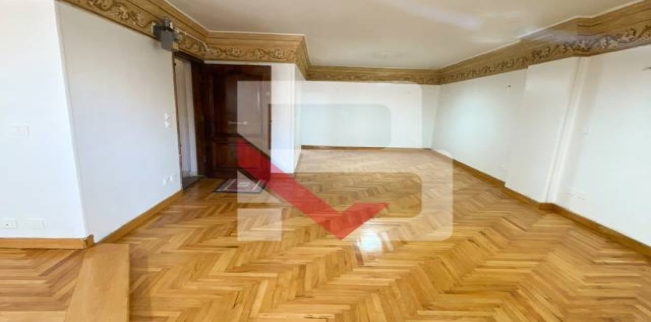 شقة للبيع فى جناكليس - قسم الرمل - الإسكندرية