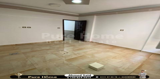 Office For Sale In Ganaklis - Qism El-Raml - Alexandria