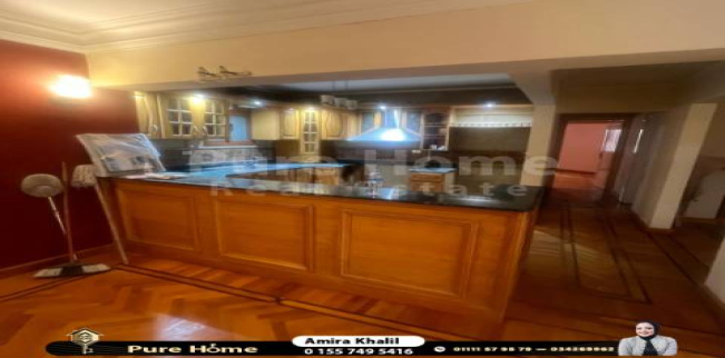 شقة للبيع فى زيزينيا - قسم الرمل - الإسكندرية