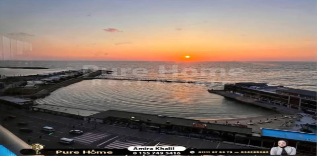 شقة للبيع فى سان استيفانو - قسم الرمل - الإسكندرية